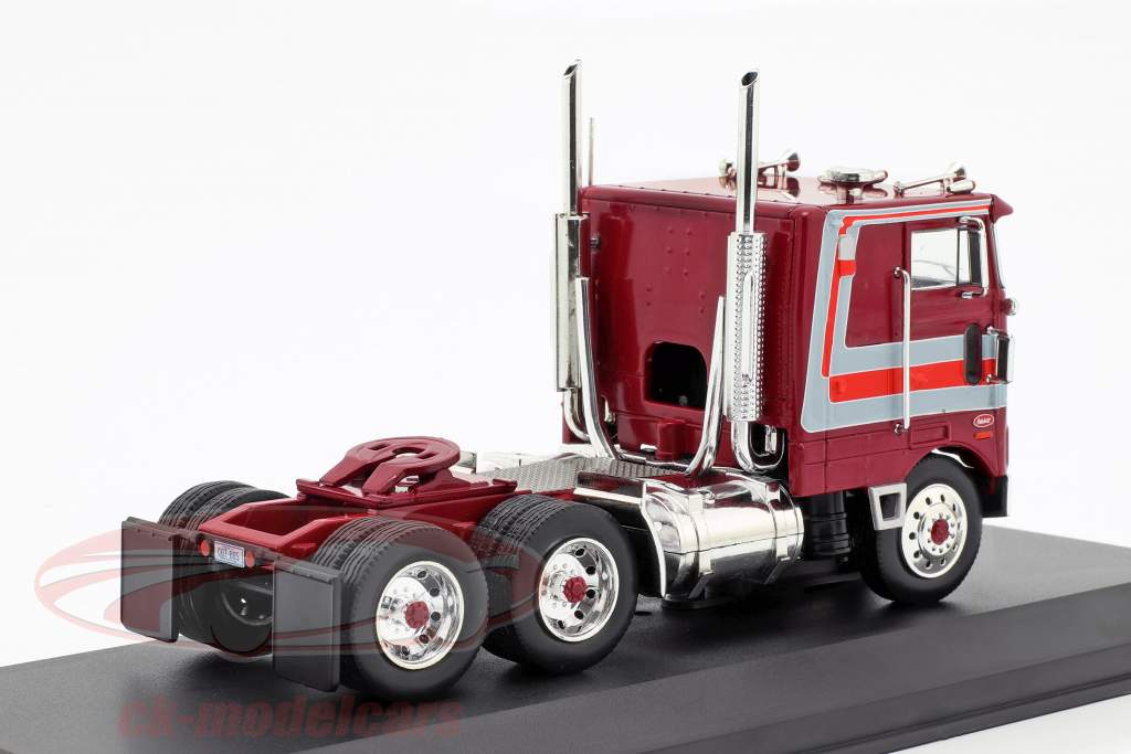 Peterbilt 352 Pacemaker caminhão ano de construção 1979 roxo / cinza 1:43 Ixo