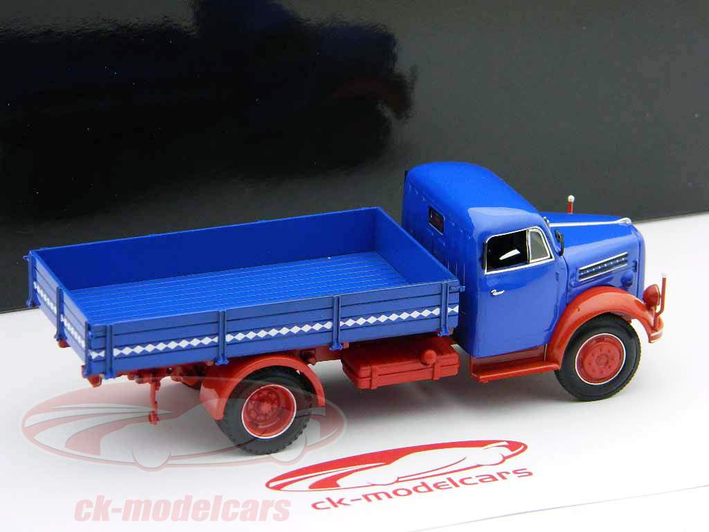 Borgward B4500 Pritsche blue-red 1:43 Minichamps