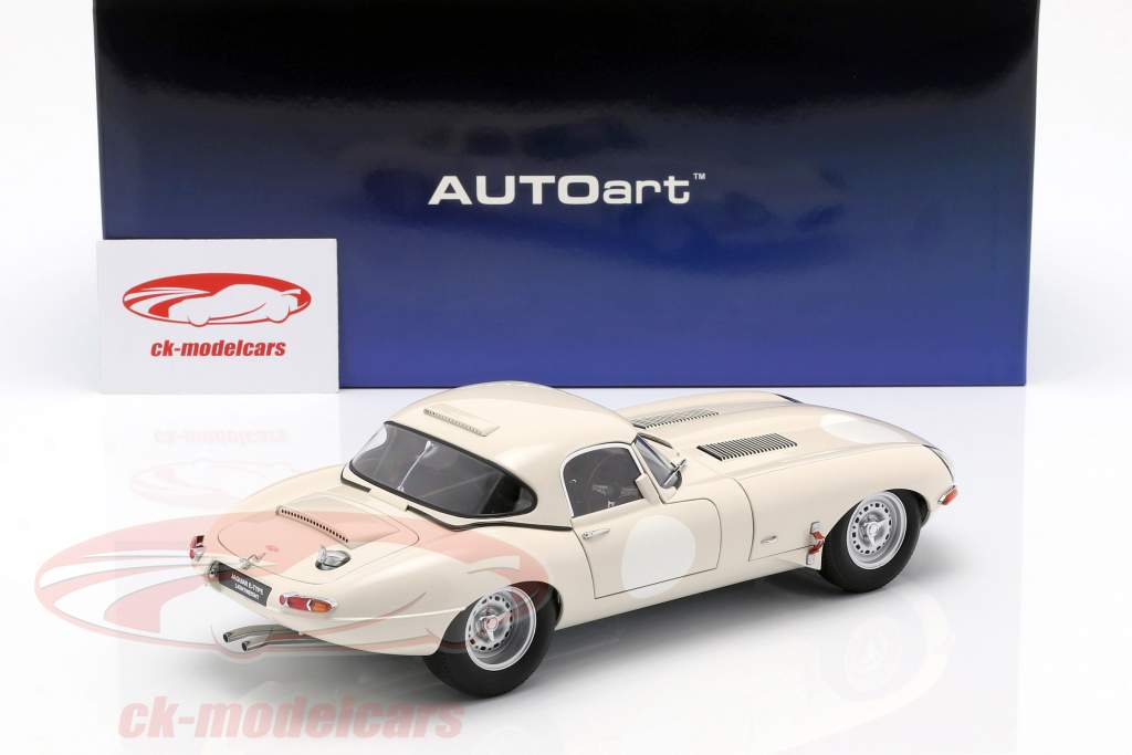 Jaguar Lightweight E-Type avec amovible haut blanc 1:18 AUTOart