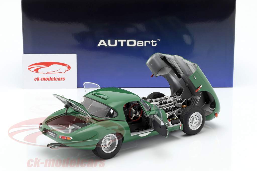 Jaguar Lightweight E-Type with removable Top dark green 1:18 AUTOart