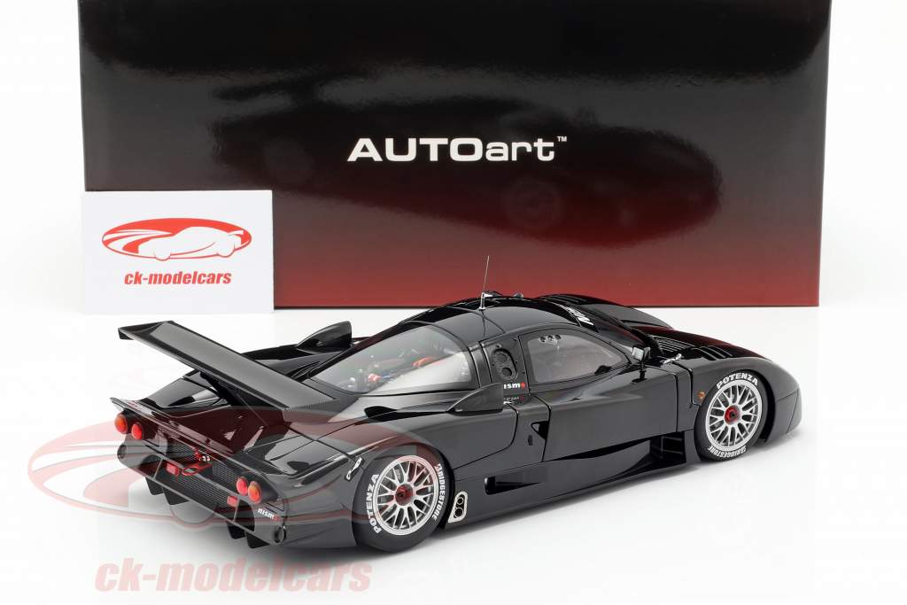 Nissan R390 GT1 LeMans Bouwjaar 1998 glans zwart 1:18 AUTOart