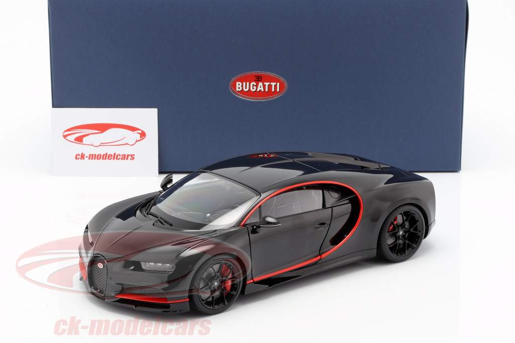 Bugatti Chiron 建造年份 2017 nocturne 黑 1:18 AUTOart