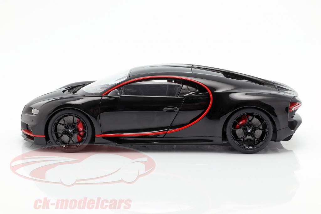 Bugatti Chiron année de construction 2017 nocturne noir 1:18 AUTOart