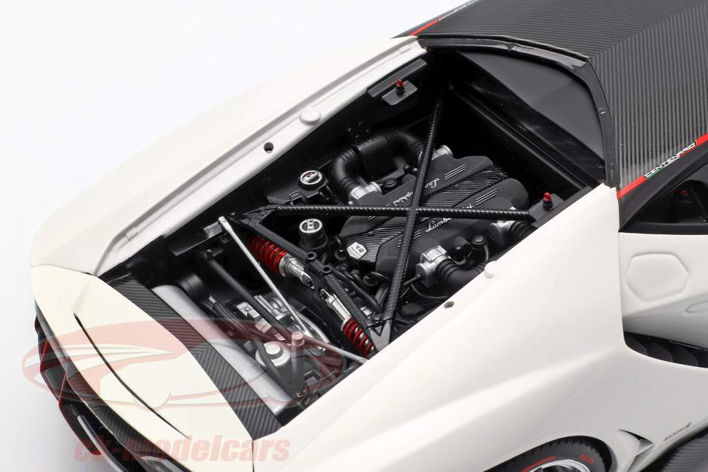 Lamborghini Centenario LP770-4 year 2017 solid white 1:18 AUTOart