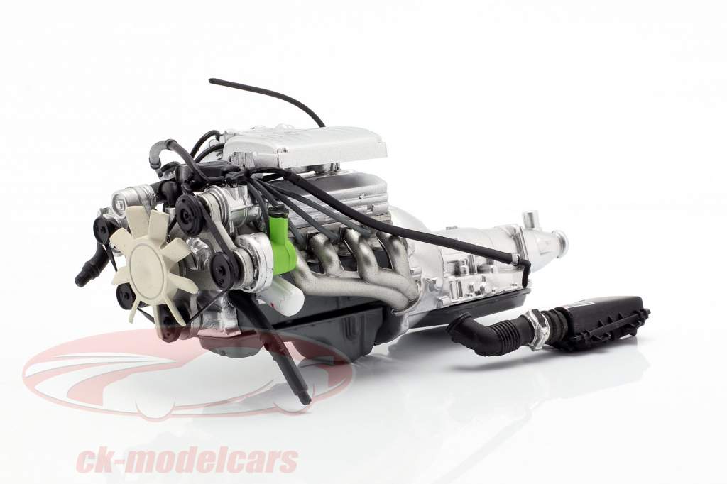 Ford 5.0 エンジン と トランスミッション (GMP 18822) 1:18 GMP