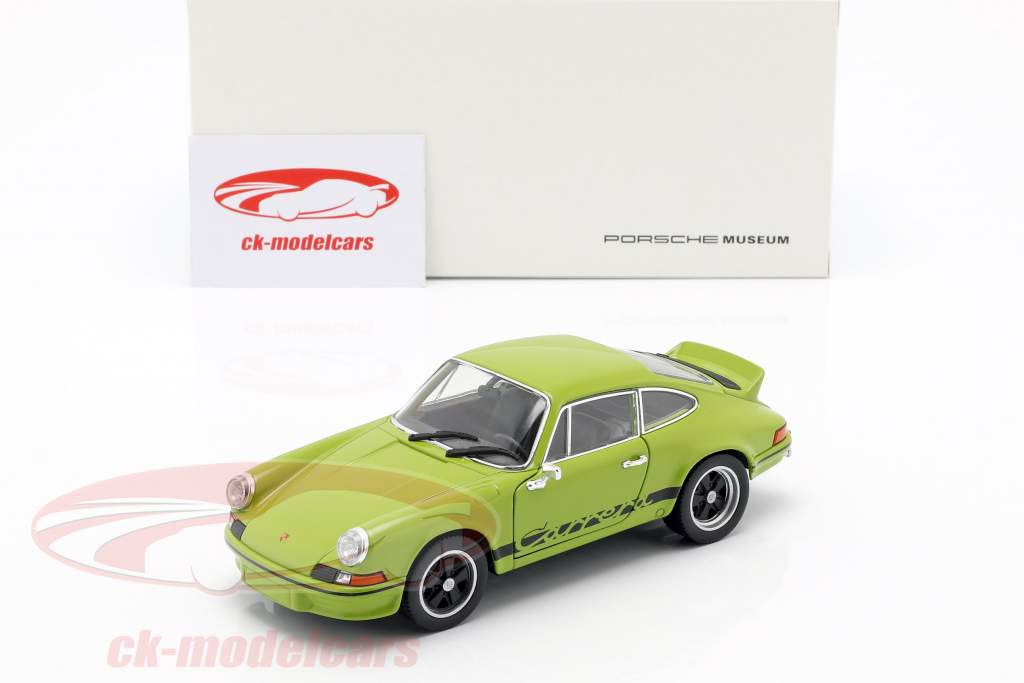 Porsche 911 Carrera RS Opførselsår 1973 limegrøn / sort 1:24 Welly