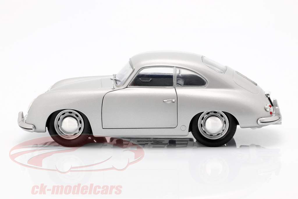 Porsche 356 PRE-A Год постройки 1953 серебро 1:18 Solido