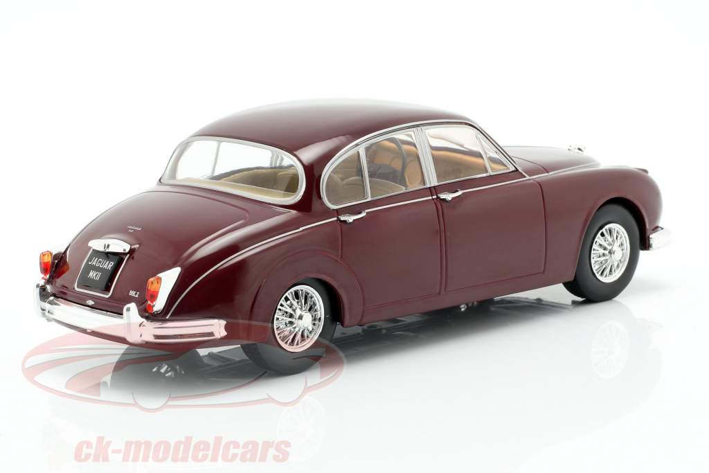 Jaguar MK II année de construction 1960 sombre rouge 1:24 WhiteBox