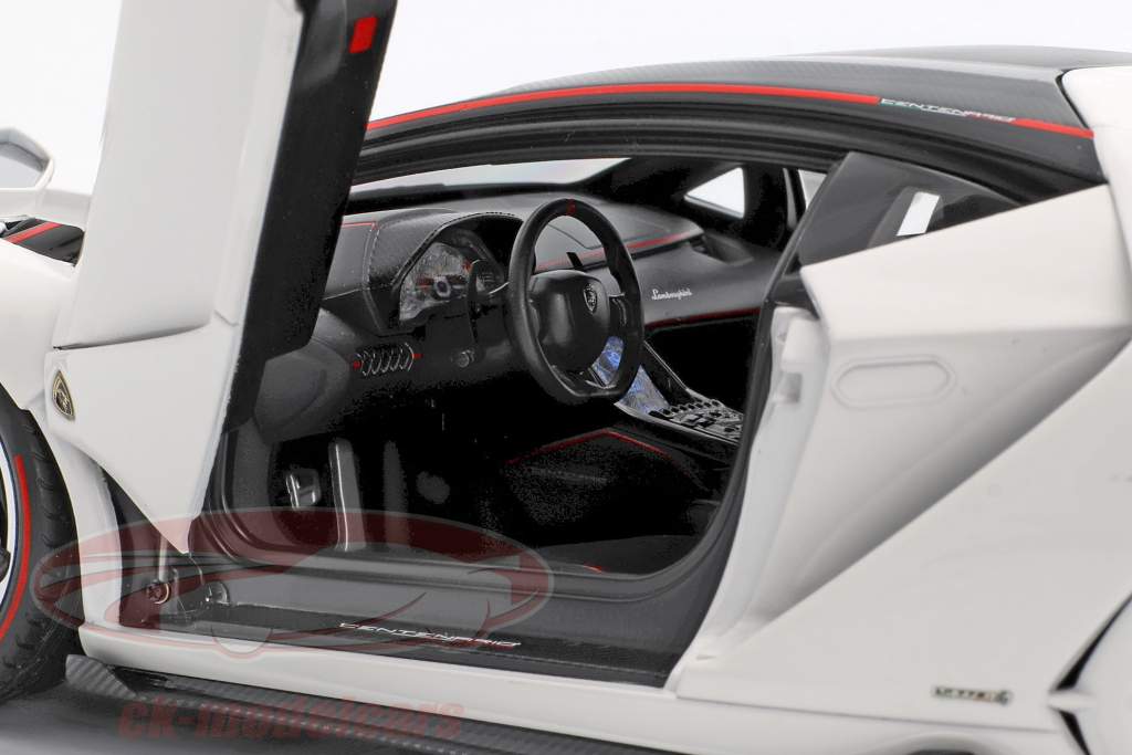 Lamborghini Centenario LP770-4 año de construcción 2017 solid blanco 1:18 AUTOart