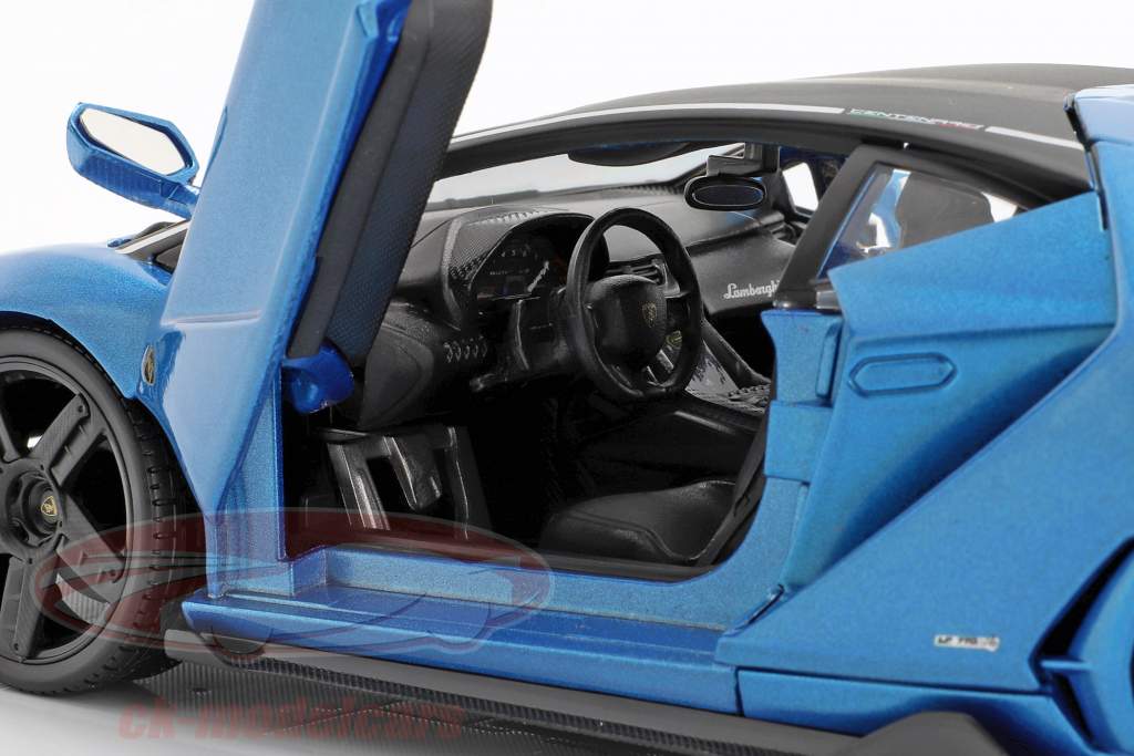 Lamborghini Centenario LP770-4 Год постройки 2016 синий металлический 1:18 Maisto