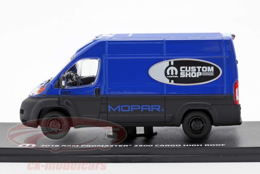 Ram ProMaster 2500 Cargo van année de construction 2018 bleu / noir 1:43 Greenlight