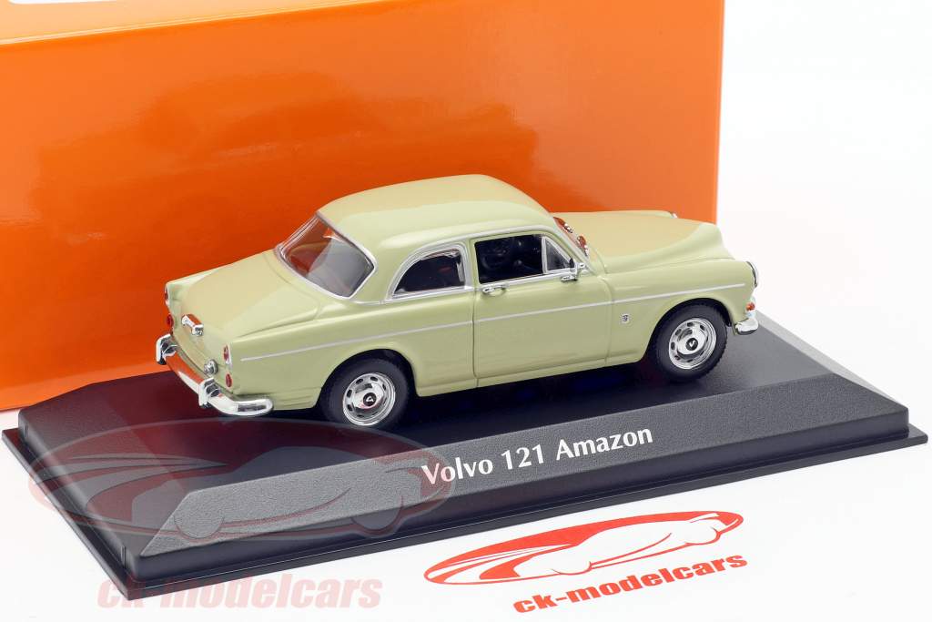 Volvo 121 Amazon year 1966 light green 1:43 Minichamps
