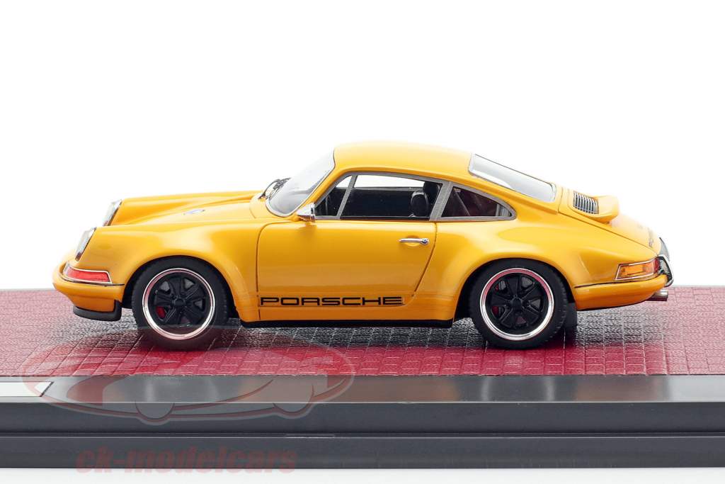 Porsche 911 Singer Design 2014 оранжевый 1:43 Matrix