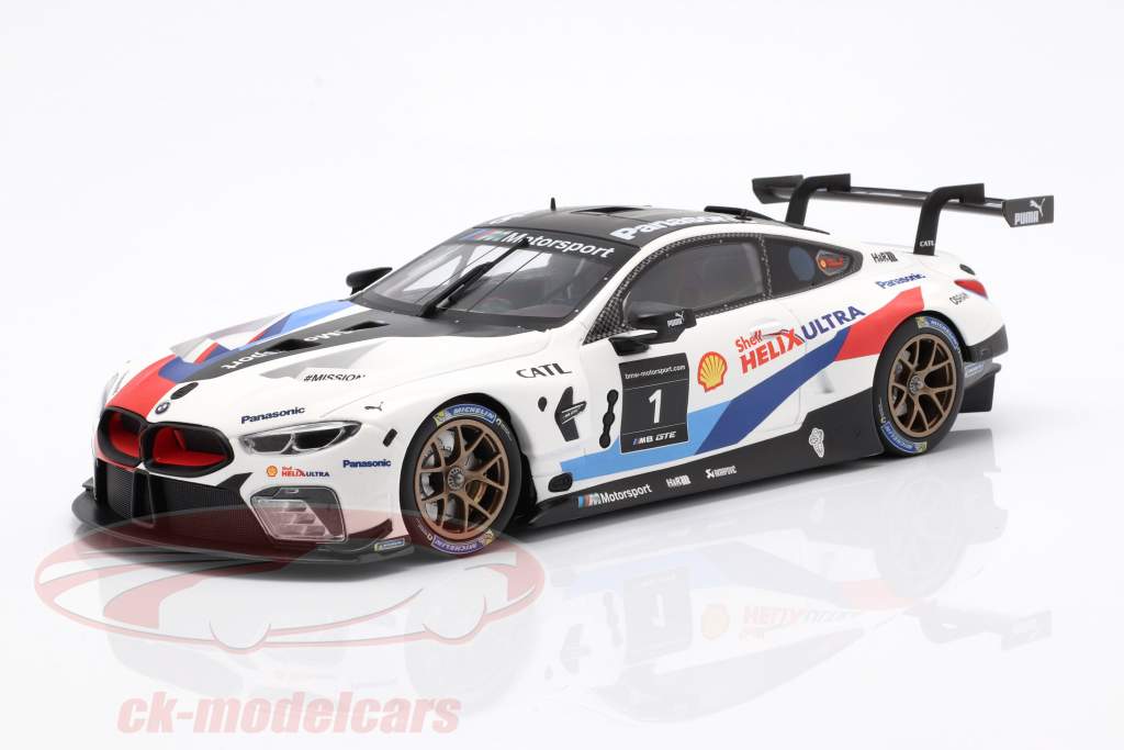 BMW M8 GTE #1 Presentation Car 2018 1:18 Minichamps