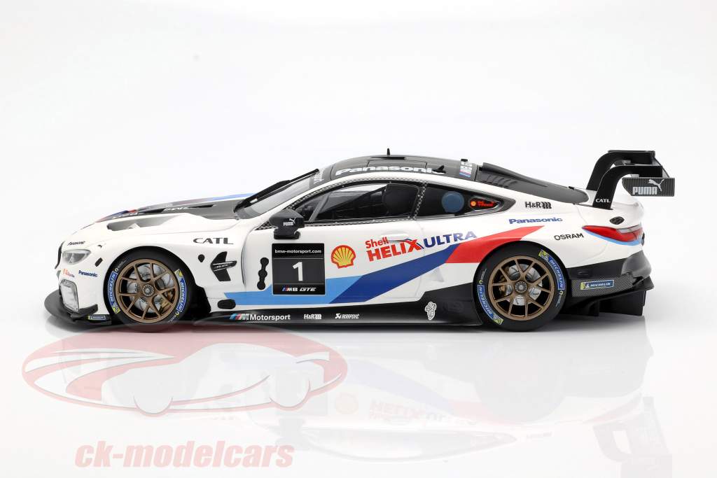 BMW M8 GTE #1 Presentation Car 2018 1:18 Minichamps