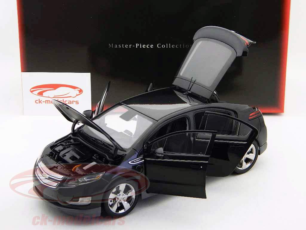 Chevrolet Volt Black / Black 1:18 Masterpiece Collection Kyosho