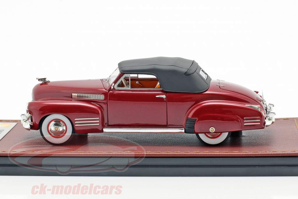 Cadillac Series 62 Cabriolet Closed Top Opførselsår 1941 mørk rød 1:43 GLM