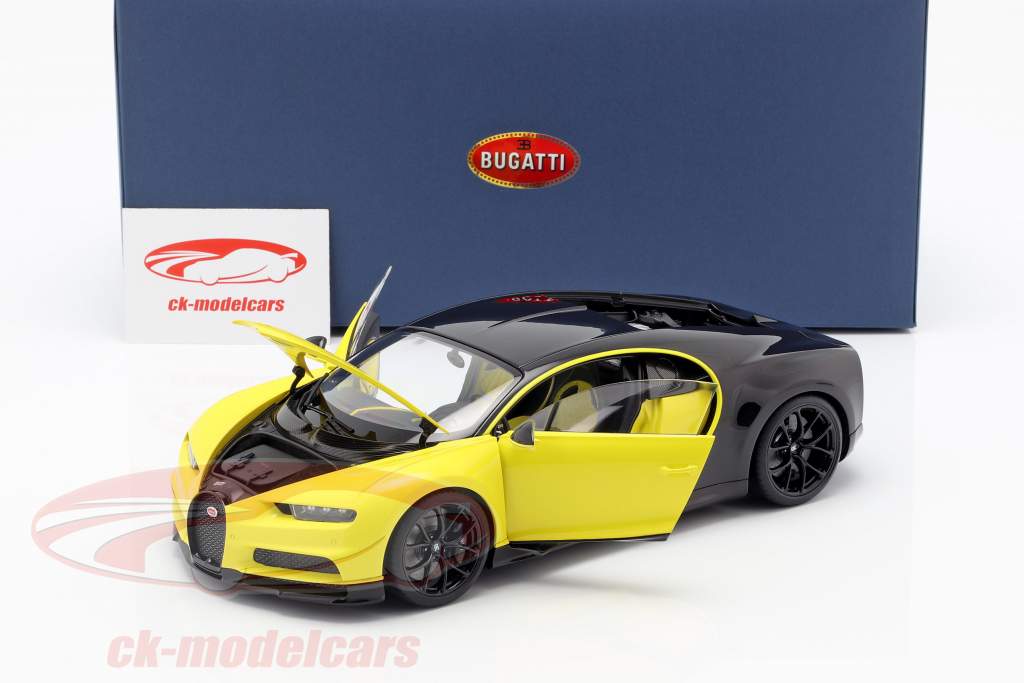 Bugatti Chiron year 2017 yellow / black 1:18 AUTOart