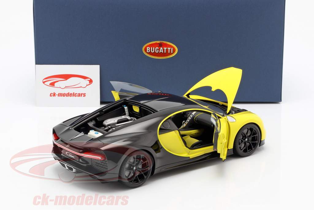 Bugatti Chiron year 2017 yellow / black 1:18 AUTOart