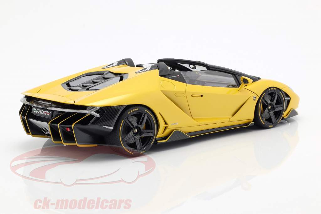 Lamborghini Centenario Roadster Baujahr 2016 perlgelb 1:18 AUTOart