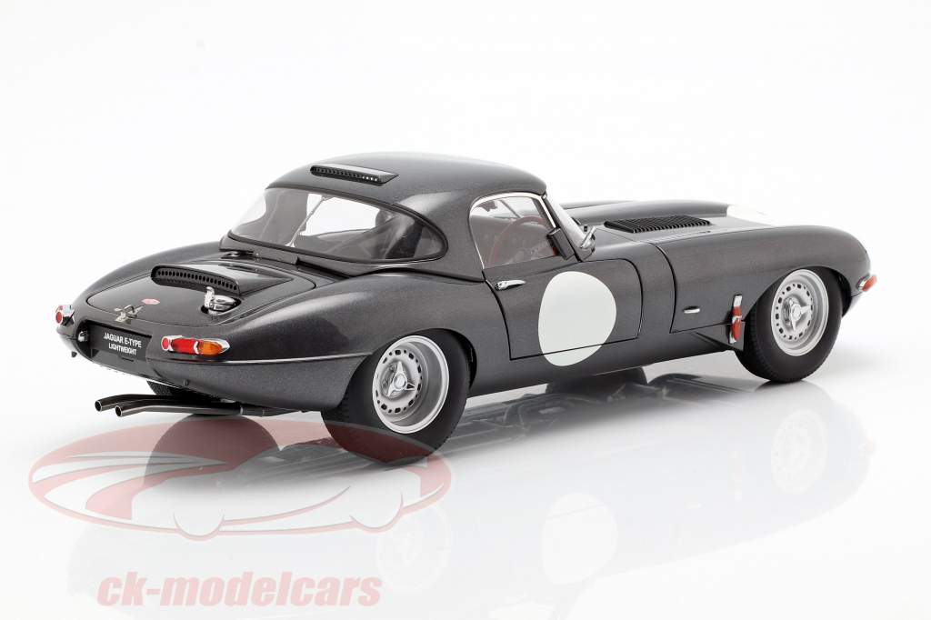 Jaguar Lightweight E-Type con desmontable superior año de construcción 2015 gris oscuro 1:18 AUTOart