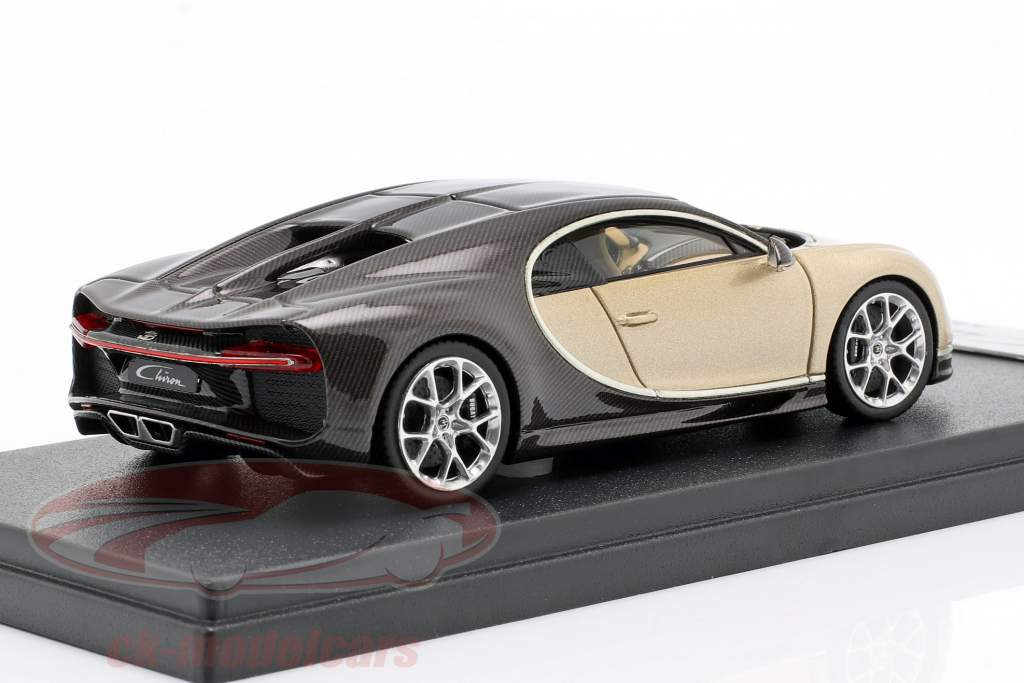 Bugatti Chiron Salone di Ginevra 2016 oro / marrone 1:43 LookSmart