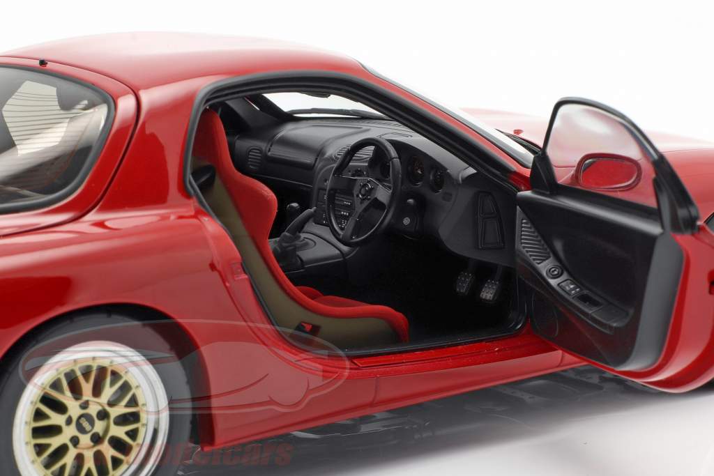 Mazda Efini RX-7 (FD) Tuned Version Year 1991 red 1:18 AUTOart