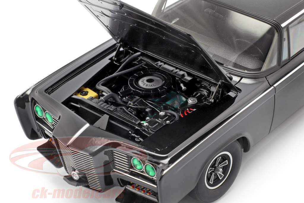 克莱斯勒 帝国~电影:黑美人青蜂侠1966-1967 黑色 1:18 奥拓 AUTOart