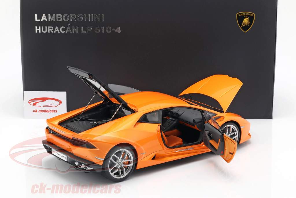 Lamborghini Huracan LP610-4 jaar 2014 borealis oranje 1:12 AUTOart