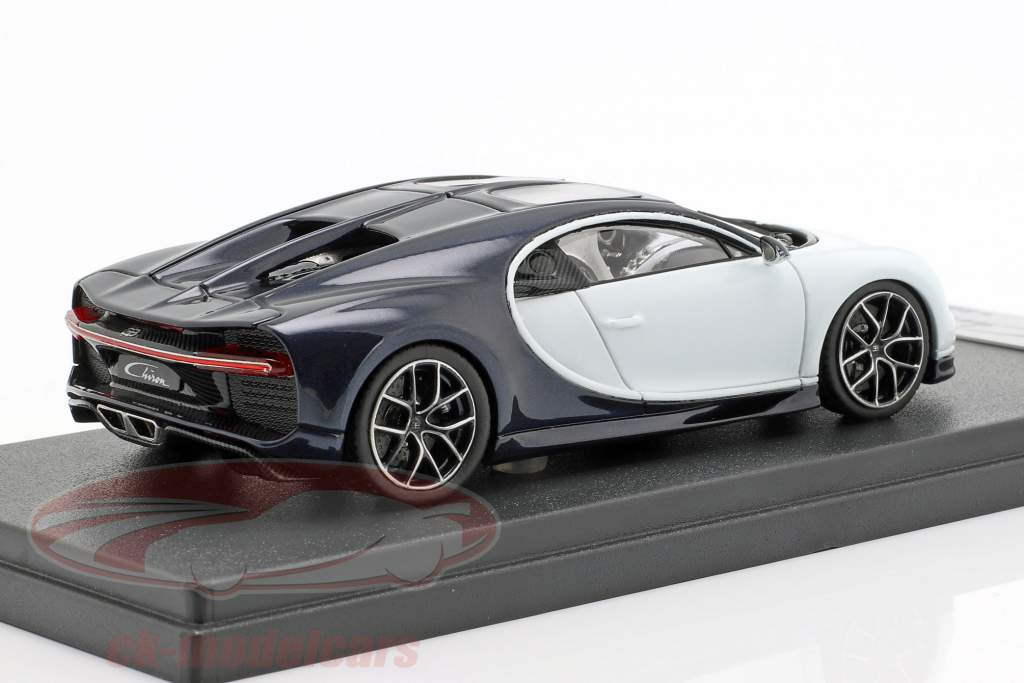 Bugatti Chiron Skyview белый / темно-синий металлический 1:43 LookSmart