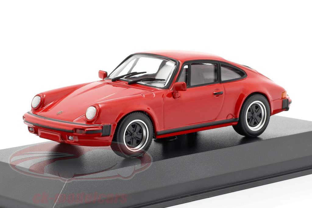 Porsche 911 SC 建造年份 1979 红 1:43 Minichamps