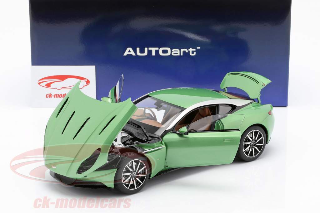 Aston Martin DB11 anno di costruzione 2017 appletree verde 1:18 AUTOart