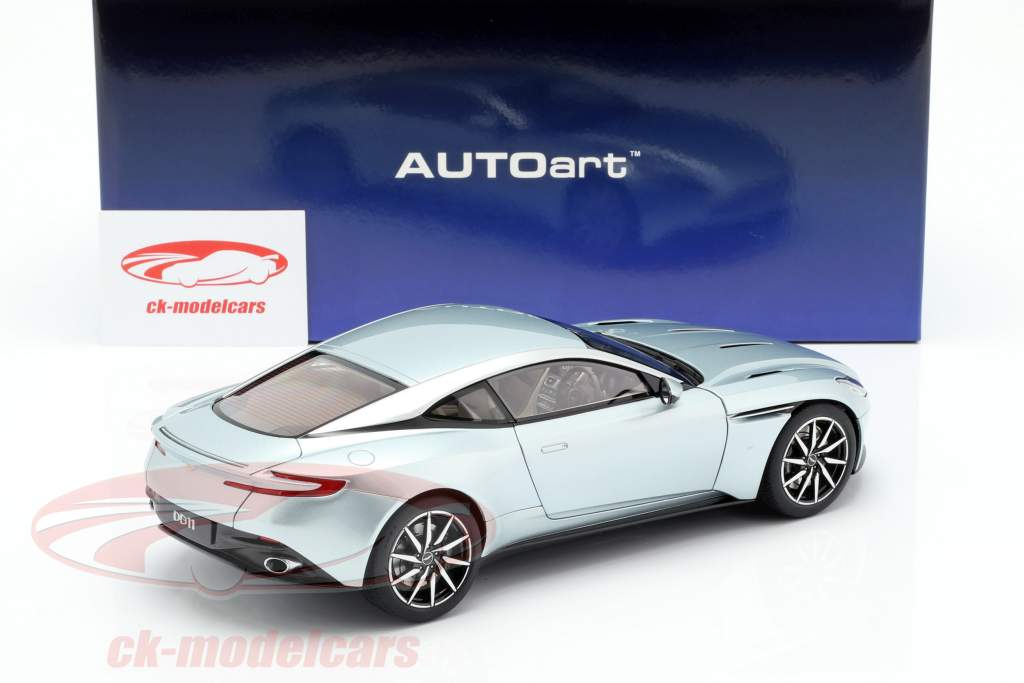 Aston Martin DB11 année de construction 2017 Skyfall argent 1:18 AUTOart