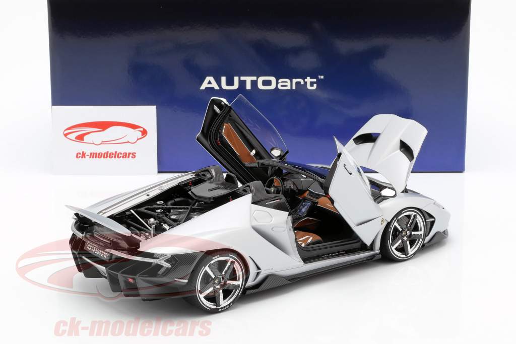 Lamborghini Centenario Roadster año de construcción 2016 plata 1:18 AUTOart
