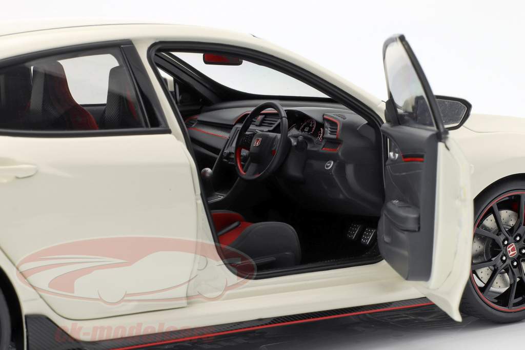 Honda Civic Type R (FK8) year 2017 white 1:18 AUTOart