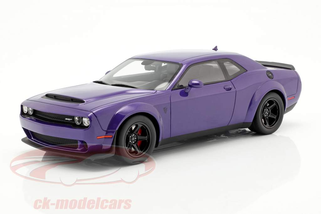 Dodge Challenger SRT Demon année de construction 2018 pourpre 1:18 GMP