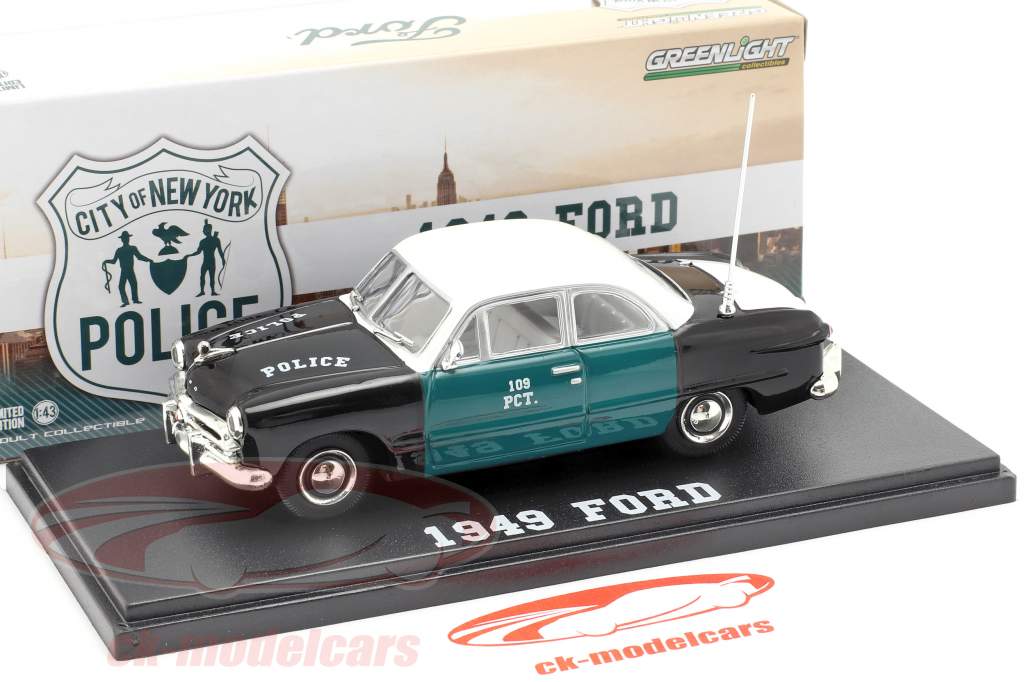 Ford NYPD année de construction 1949 vert / noir / blanc 1:43 Greenlight
