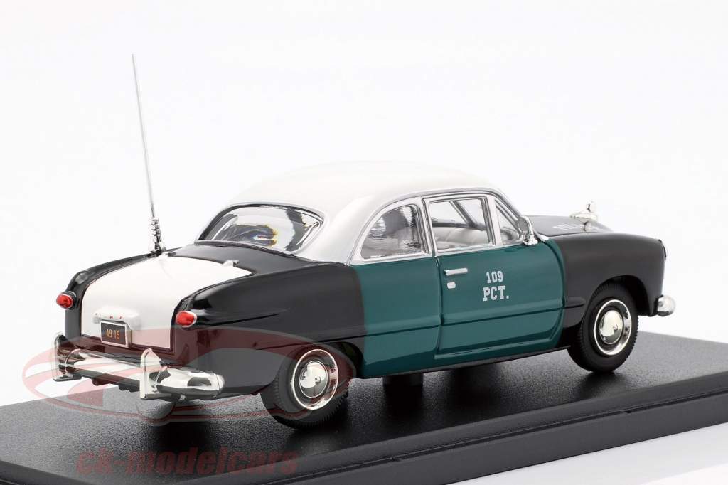 Ford NYPD 築 1949 グリーン / 黒 / 白 1:43 Greenlight