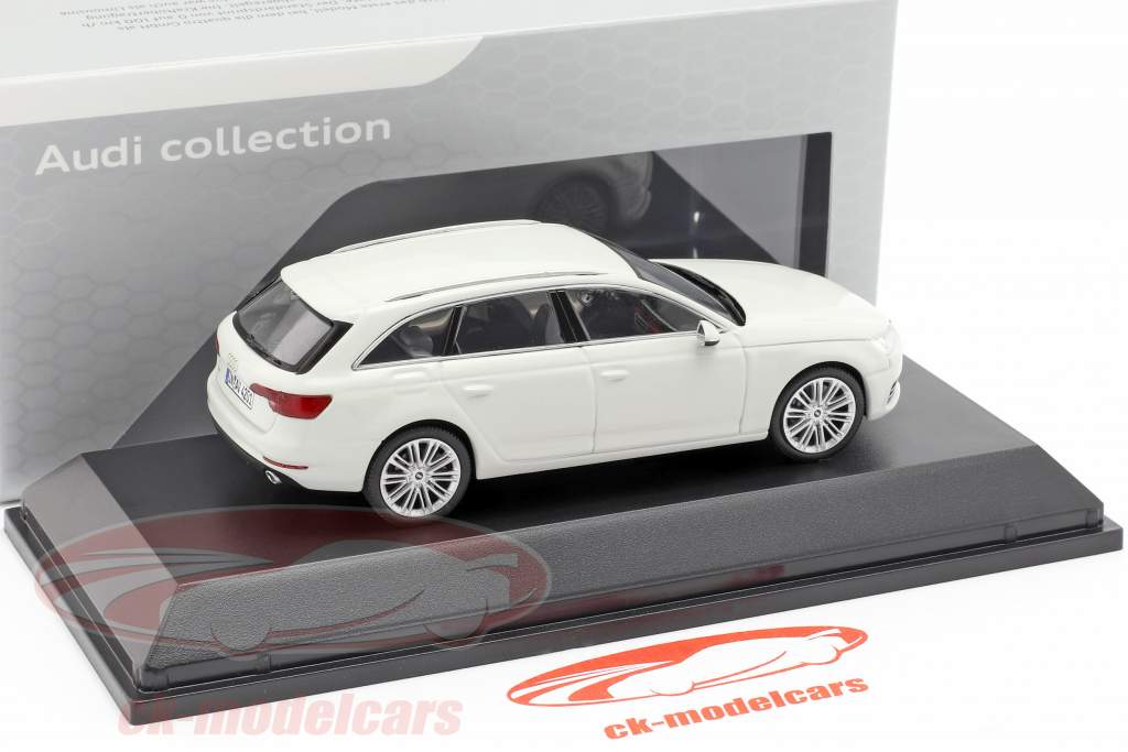 Audi A4 Avant 冰川 白 1:43 Spark