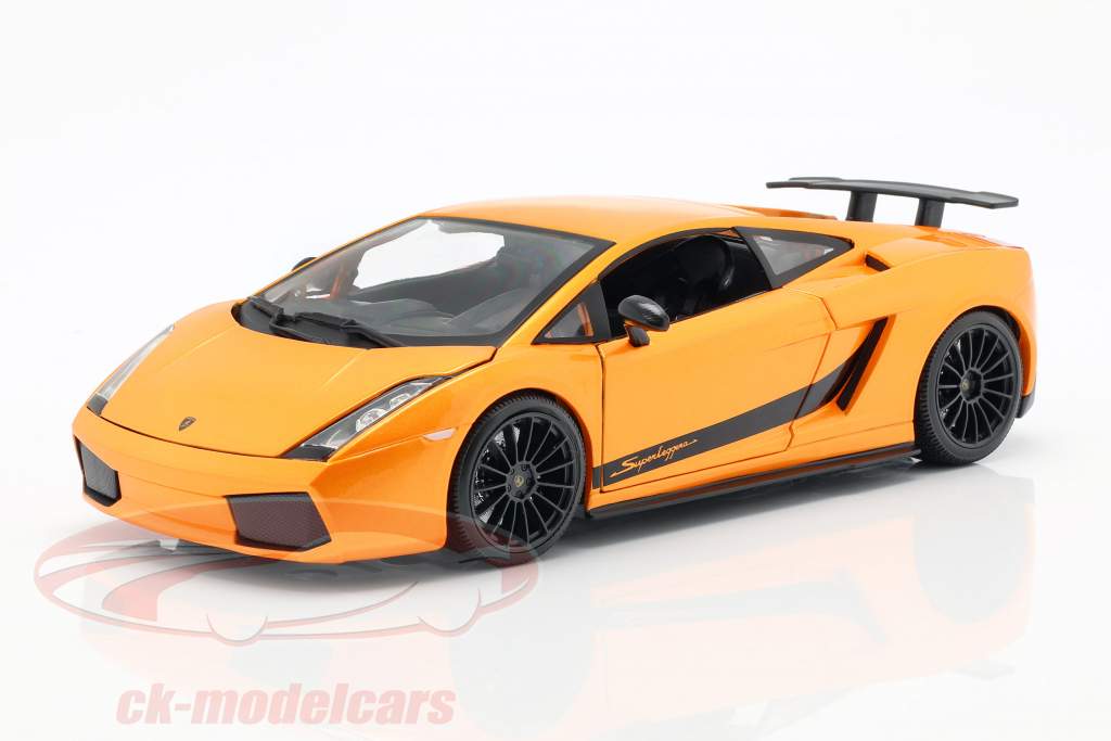 Lamborghini Gallardo Superleggera Jaar 2007 oranje 1:18 Maisto