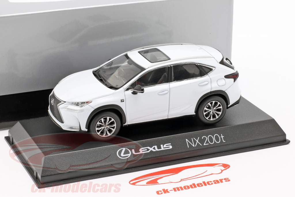 Lexus NX200t année de construction 2014 blanc 1:43 Kyosho