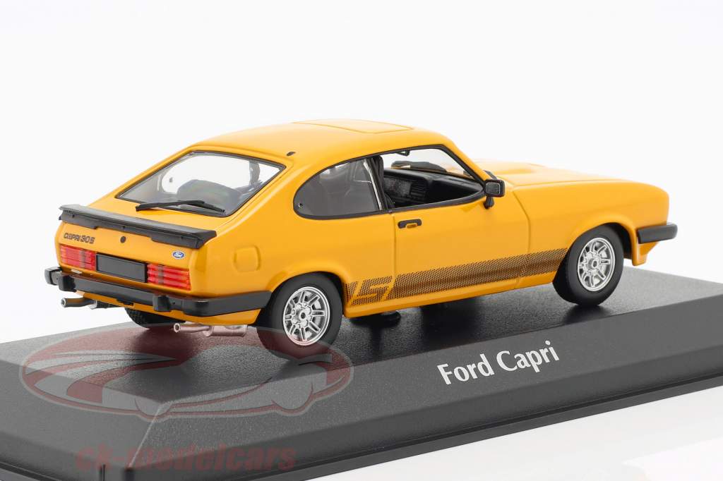 Ford Capri année de construction 1982 orange 1:43 Minichamps