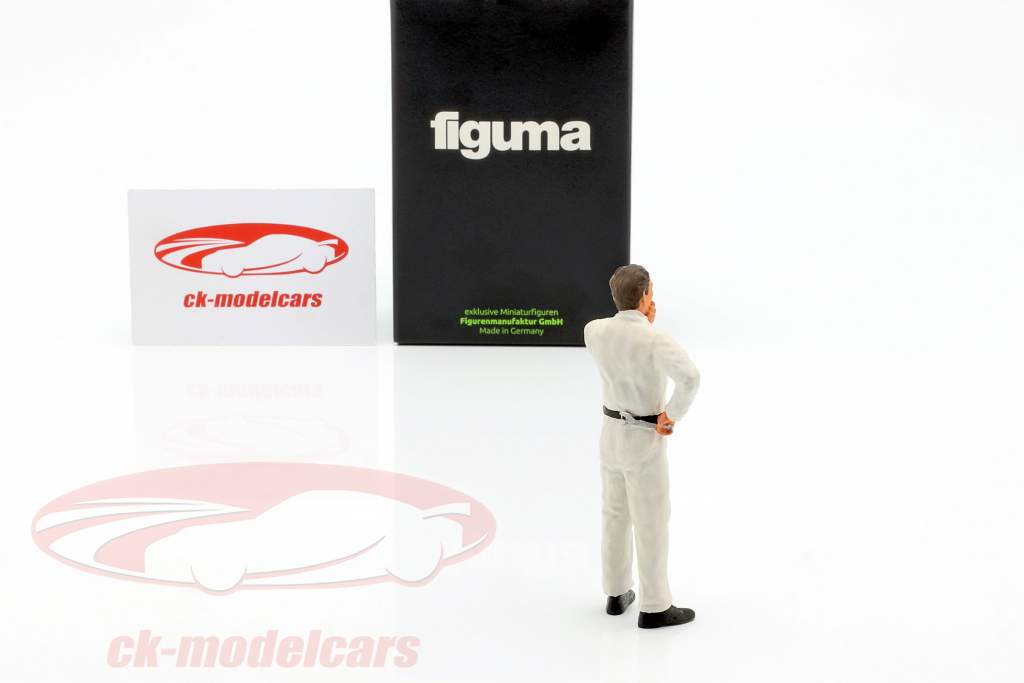 mechanic with white overall pensive figure 1:18 FigurenManufaktur