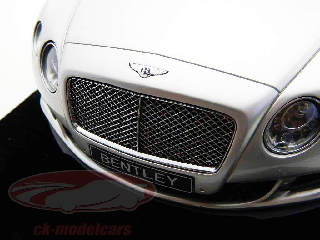 Bentley Continental GT (RHD) silver 1:12 Paragon Models