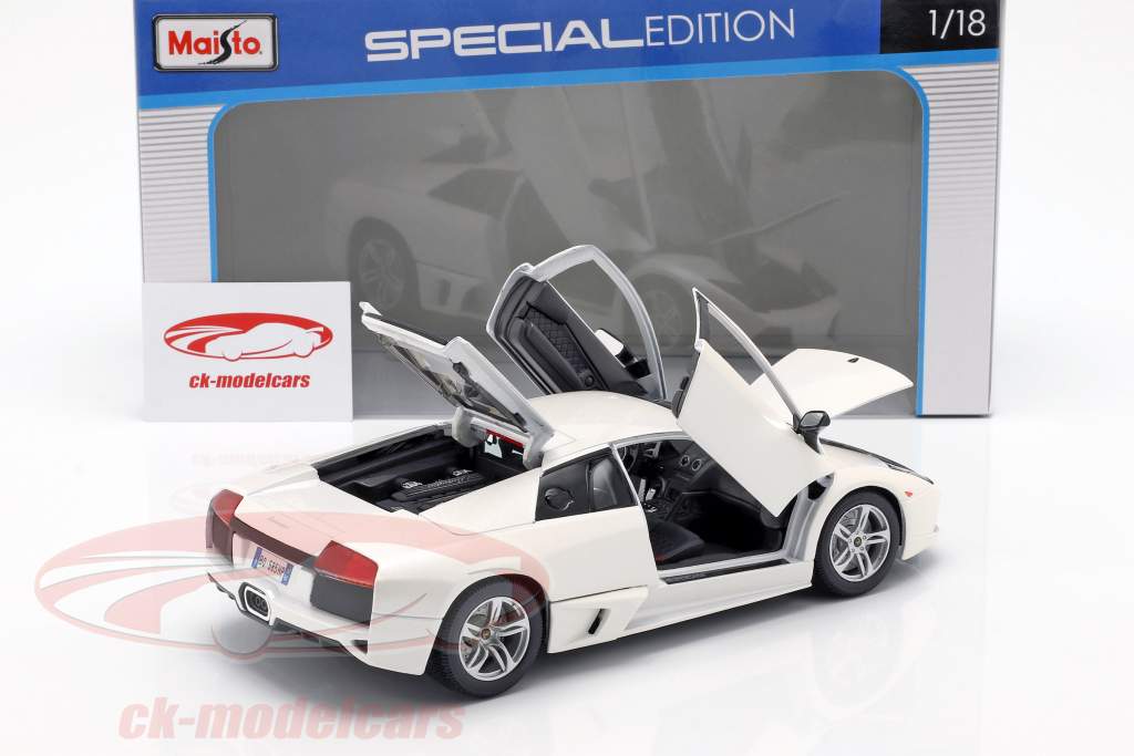 Lamborghini Murcielago LP640 anno di costruzione 2007 bianco 1:18 Maisto