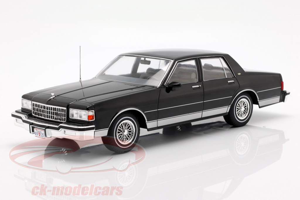 Chevrolet Caprice Byggeår 1987 sort 1:18 ModelCar Group