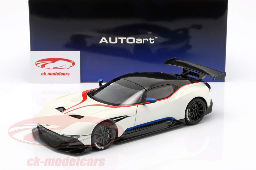 Aston Martin Vulcan year 2015 stratus white 1:18 AUTOart
