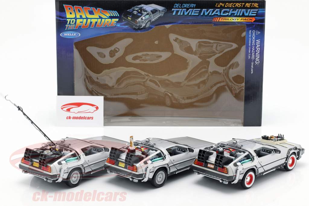 3 Bil Set DeLorean DMC-12 Back to the Future Part 1-3 1985-90 1:24 Welly