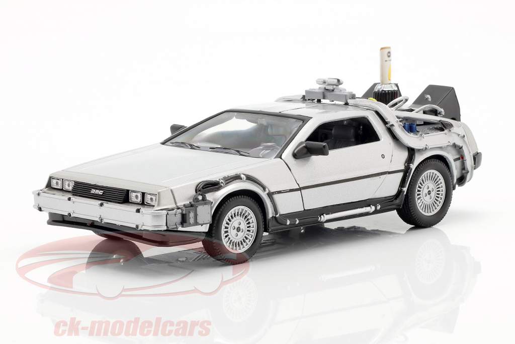 3 Bil Set DeLorean DMC-12 Back to the Future Part 1-3 1985-90 1:24 Welly