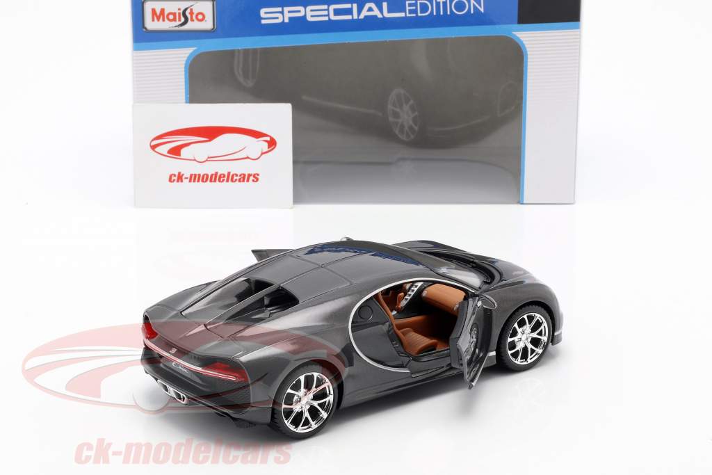 Bugatti Chiron Baujahr 2016 grau metallic 1:24 Maisto